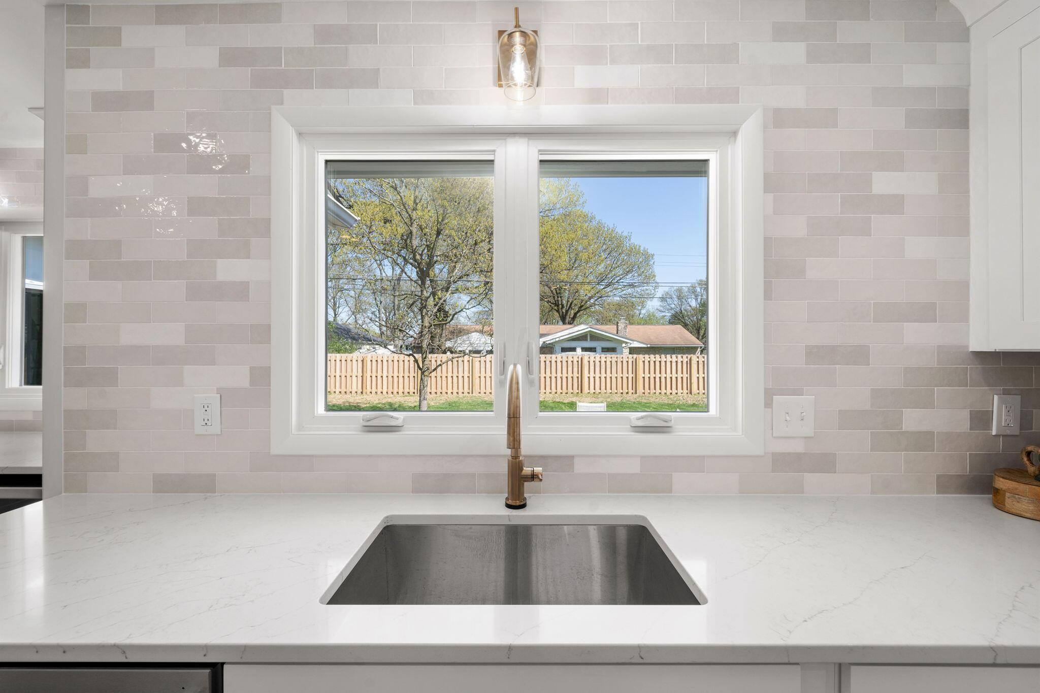 3166 Bembridge Road Columbus, OH 43221 - Photo 23 of 90 37-web-or-mls-DSC02790