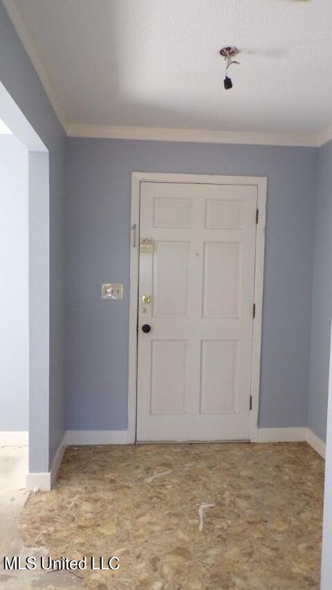 25280 Highway 35 Raleigh, MS 39153 - Photo 11 of 15 Foyer