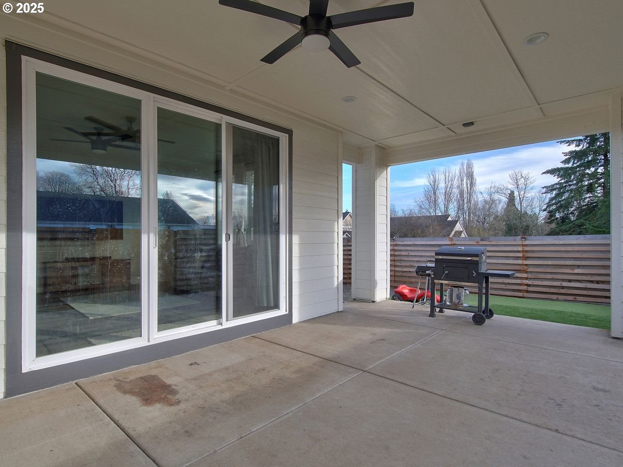 1701 South Alpine Street Cornelius, OR 97113 - Photo 39 of 48 Patio