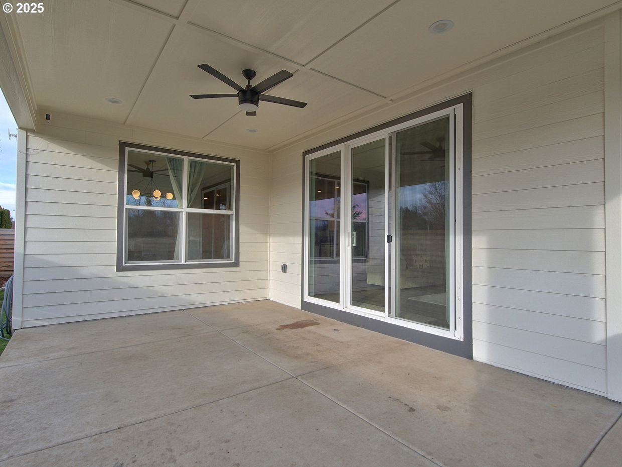 1701 South Alpine Street Cornelius, OR 97113 - Photo 42 of 48 Patio
