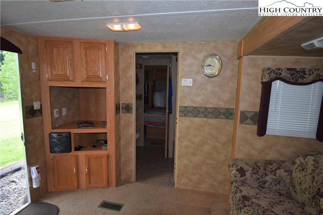 7 Albert Phipps Road Crumpler, NC 28617 - Photo 7 of 15 Gallery Image 7