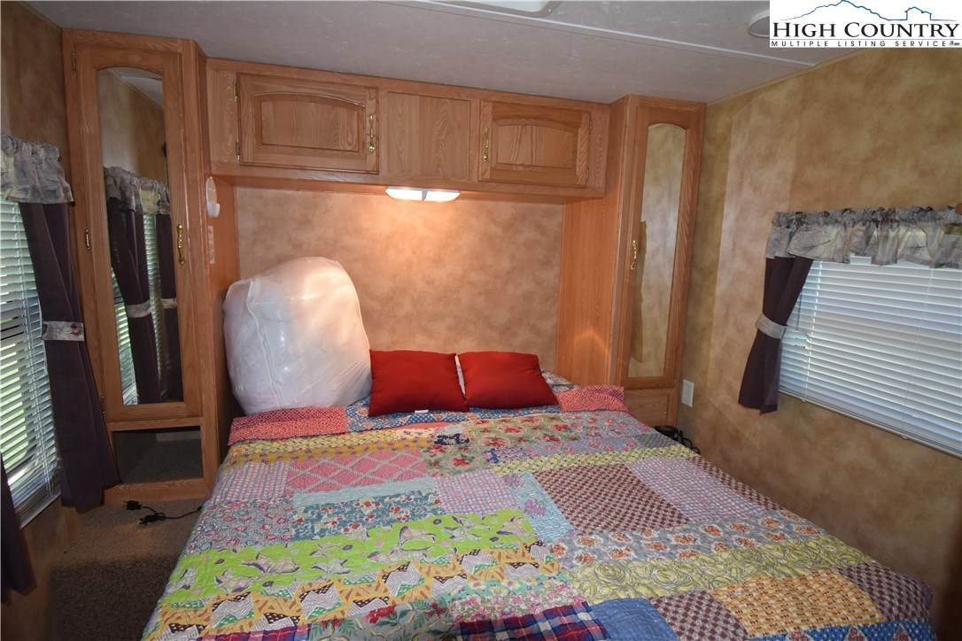 7 Albert Phipps Road Crumpler, NC 28617 - Photo 8 of 15 Gallery Image 8