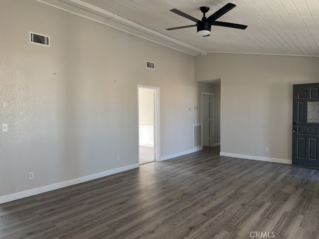 13839 Rincon Road Apple Valley, CA 92307 - Photo 8 of 52