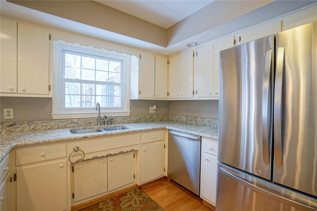 7161 Moorgate Road Indianapolis, IN 46250 - Photo 13 of 48 Gallery Image 13