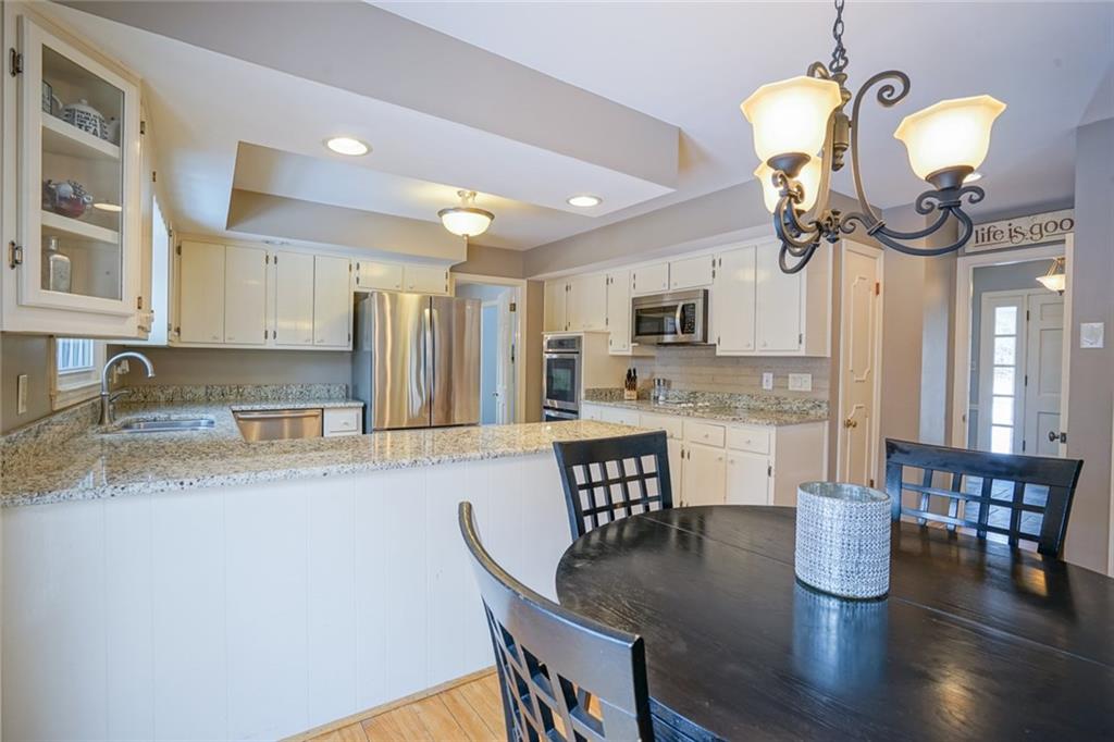 7161 Moorgate Road Indianapolis, IN 46250 - Photo 17 of 48 Gallery Image 17
