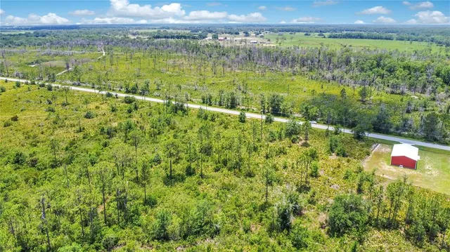 a view of a outdoor space