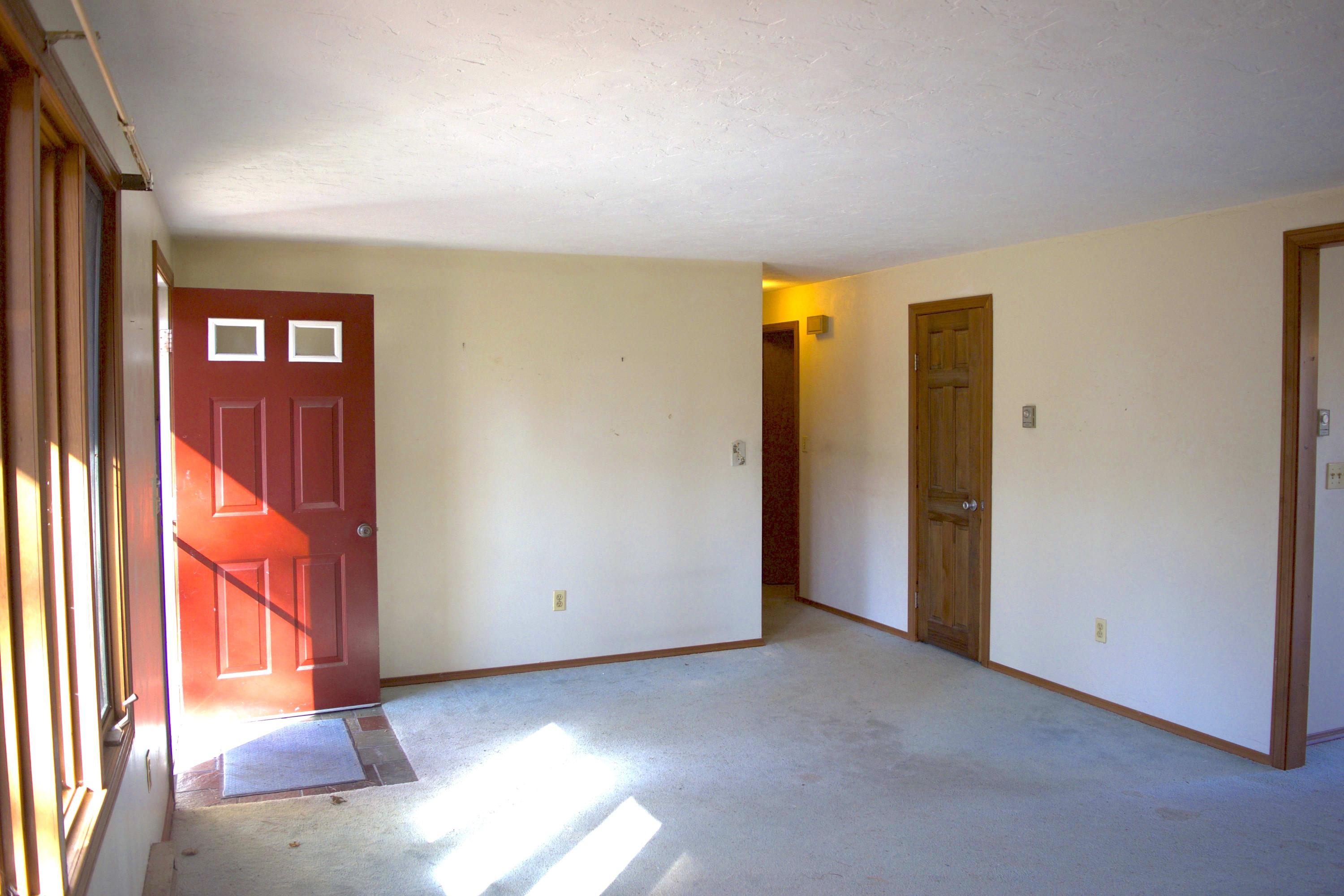 10 Dollins Road Pocasset, MA 02559 - Photo 7 of 14 Living Room