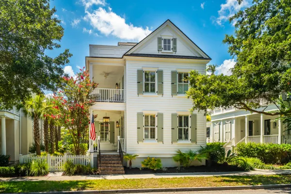 $1,925,000 | 229 North Shelmore Boulevard, Mount Pleasant, SC 29464