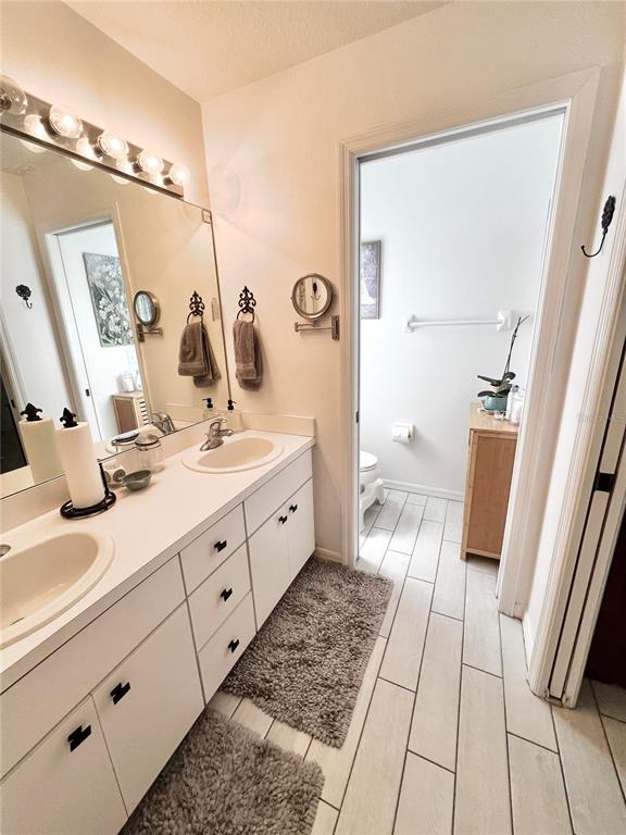 32215 Fish Hook Loop Wesley Chapel, FL 33545 - Photo 8 of 20 Gallery Image 8