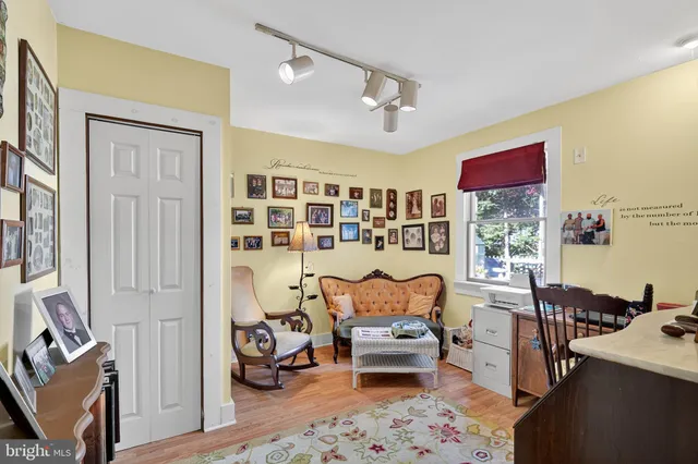 $525,000 | 18 Monroe Drive, Hamilton, NJ 08619