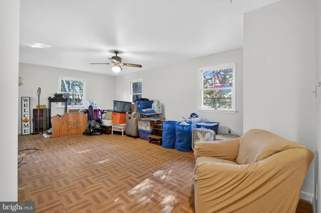 $525,000 | 18 Monroe Drive, Hamilton, NJ 08619