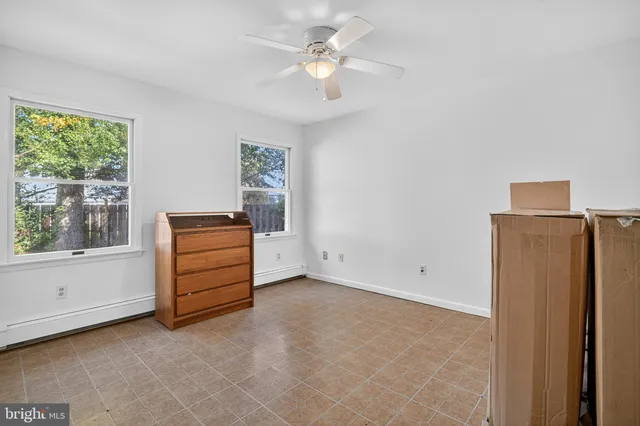 $525,000 | 18 Monroe Drive, Hamilton, NJ 08619