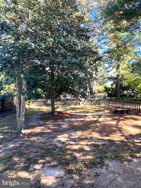 18 Monroe Drive Hamilton, NJ 08619 - Photo 35 of 37