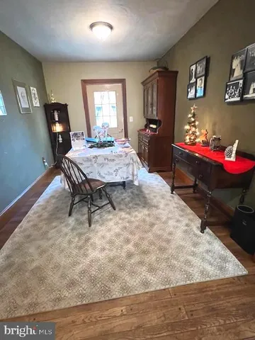 $525,000 | 18 Monroe Drive, Hamilton, NJ 08619