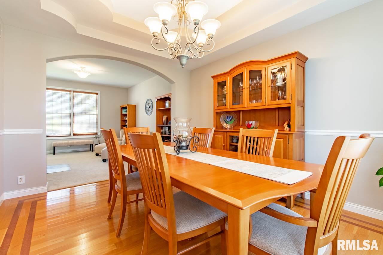 1753 Kingsbury Road Washington, IL 61571 - Photo 8 of 36 Gallery Image 8