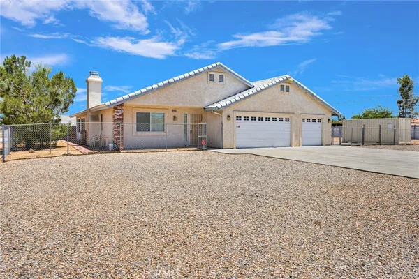 $494,900 | 11281 4th, Hesperia, CA 92345
