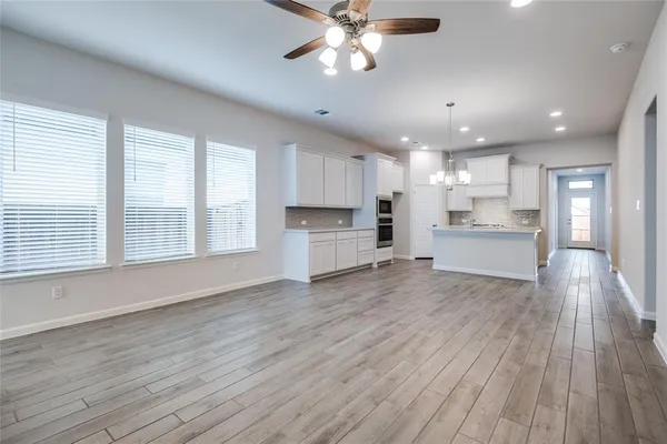 $2,450 | 9337 Winding Crk Drive, Little Elm, TX 75068