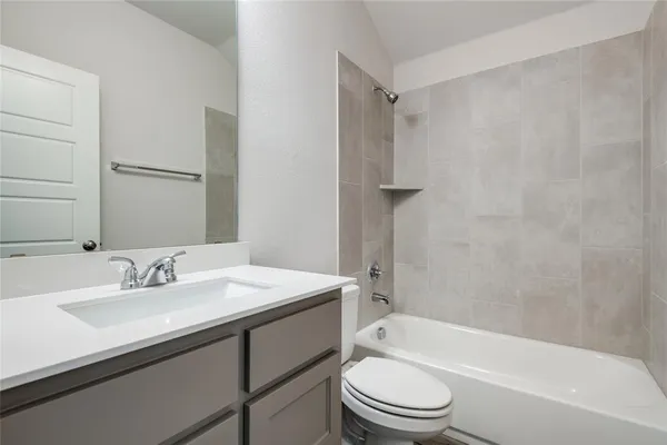 $2,450 | 9337 Winding Crk Drive, Little Elm, TX 75068