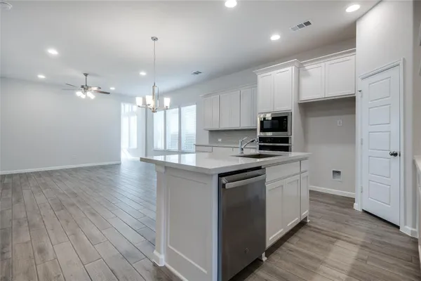 $2,450 | 9337 Winding Crk Drive, Little Elm, TX 75068