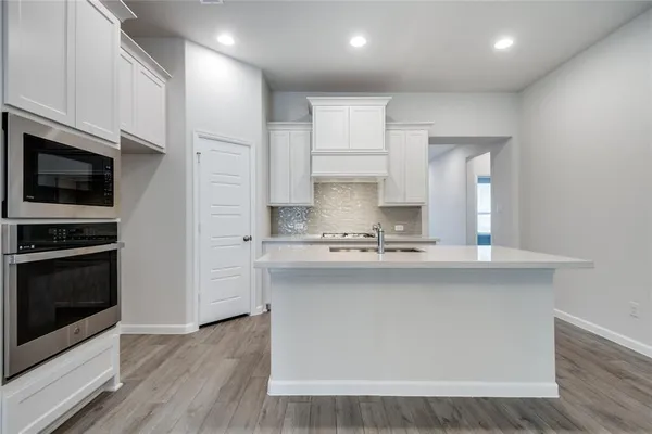 $2,450 | 9337 Winding Crk Drive, Little Elm, TX 75068