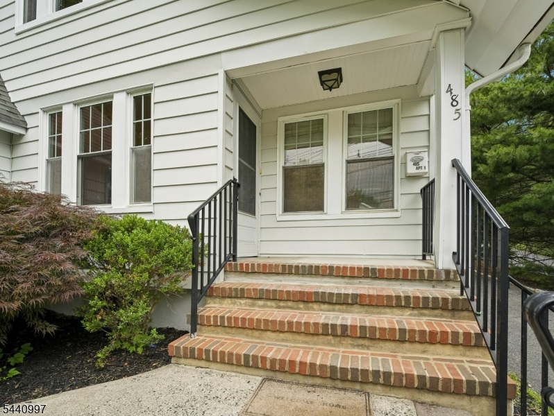 485 Valley Road, Unit 1 Montclair, NJ 07043 - Photo 2 of 27