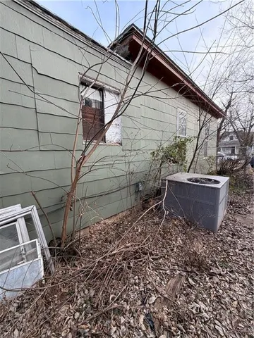 $22,500 | 1411 Washington Avenue, Parsons, KS 67357