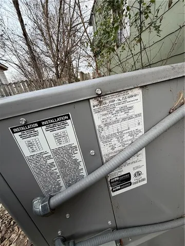 $22,500 | 1411 Washington Avenue, Parsons, KS 67357