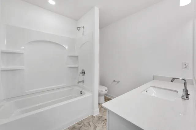 $555,880 | 1917 Ironwood Drive, Carver, MN 55315