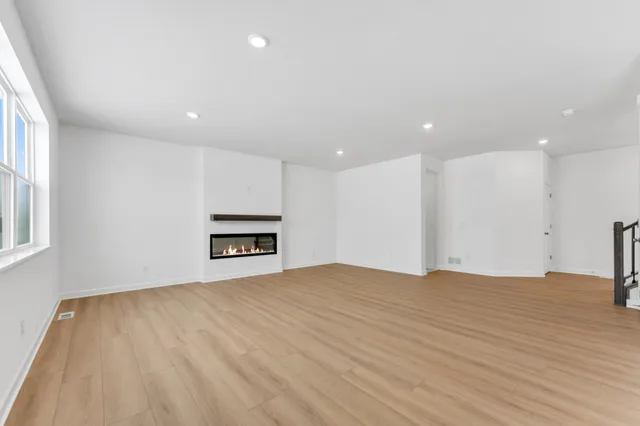 $555,880 | 1917 Ironwood Drive, Carver, MN 55315