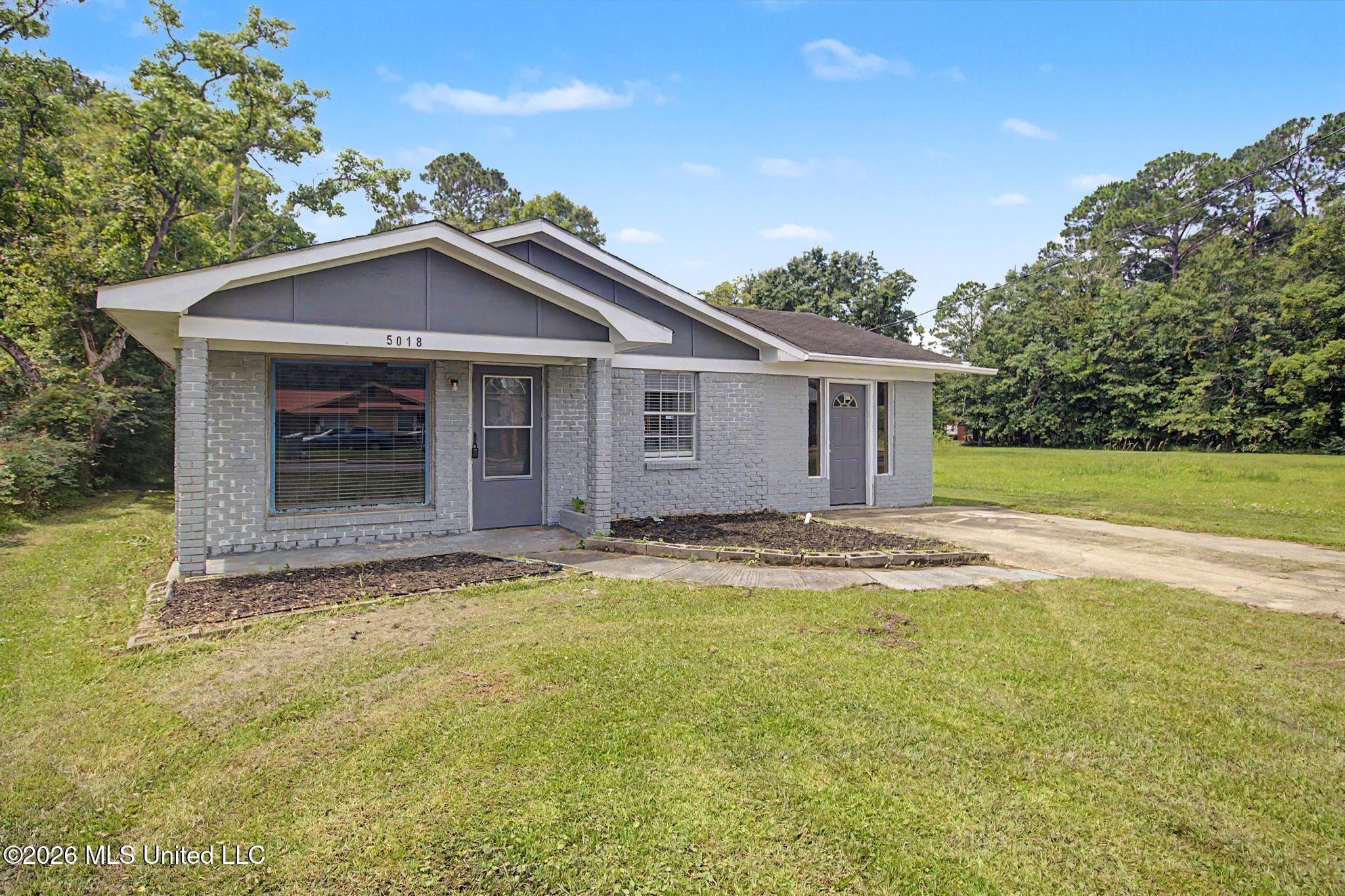 5018 Frederick Street Moss Point, MS 39563 - Photo 2 of 24 Exterior front