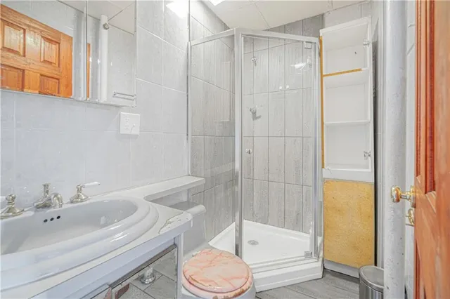 $1,249,000 | 91-08 Liberty Avenue | Liberty Heights Ward