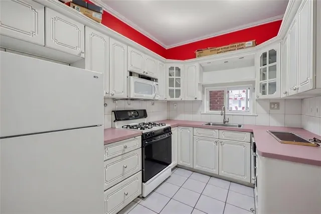 $1,249,000 | 91-08 Liberty Avenue | Liberty Heights Ward