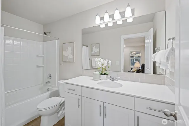 $715,000 | 17511 Southeast 254th Street, Covington, WA 98042