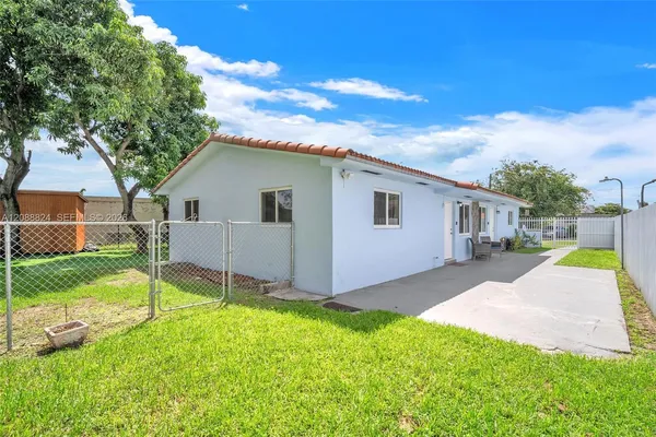 $3,200 | 1255 Northwest 32nd Court, Unit 1255, Miami, FL 33125