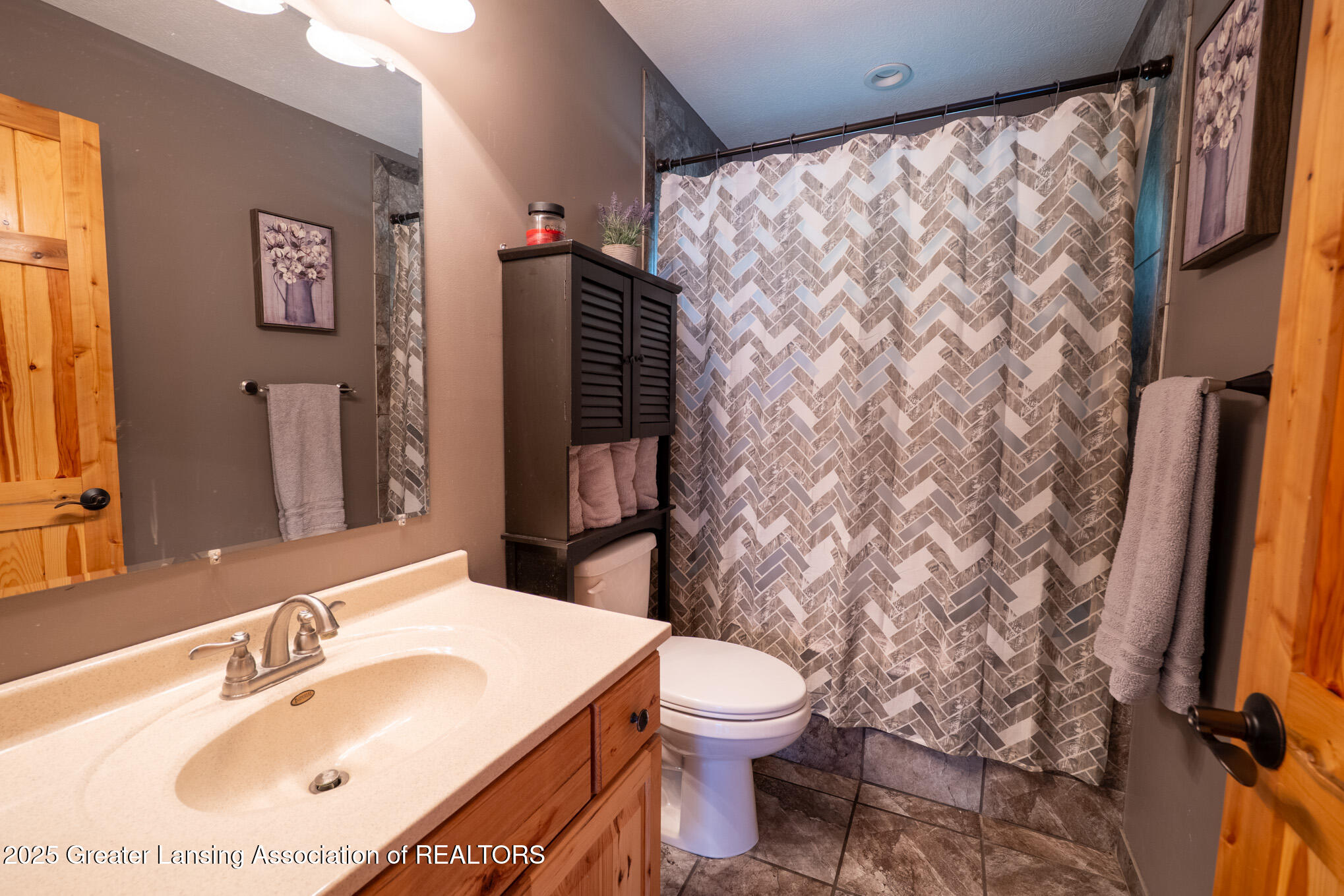 3410 Morton Road Stockbridge, MI 49285 - Photo 22 of 55 Bathroom 1