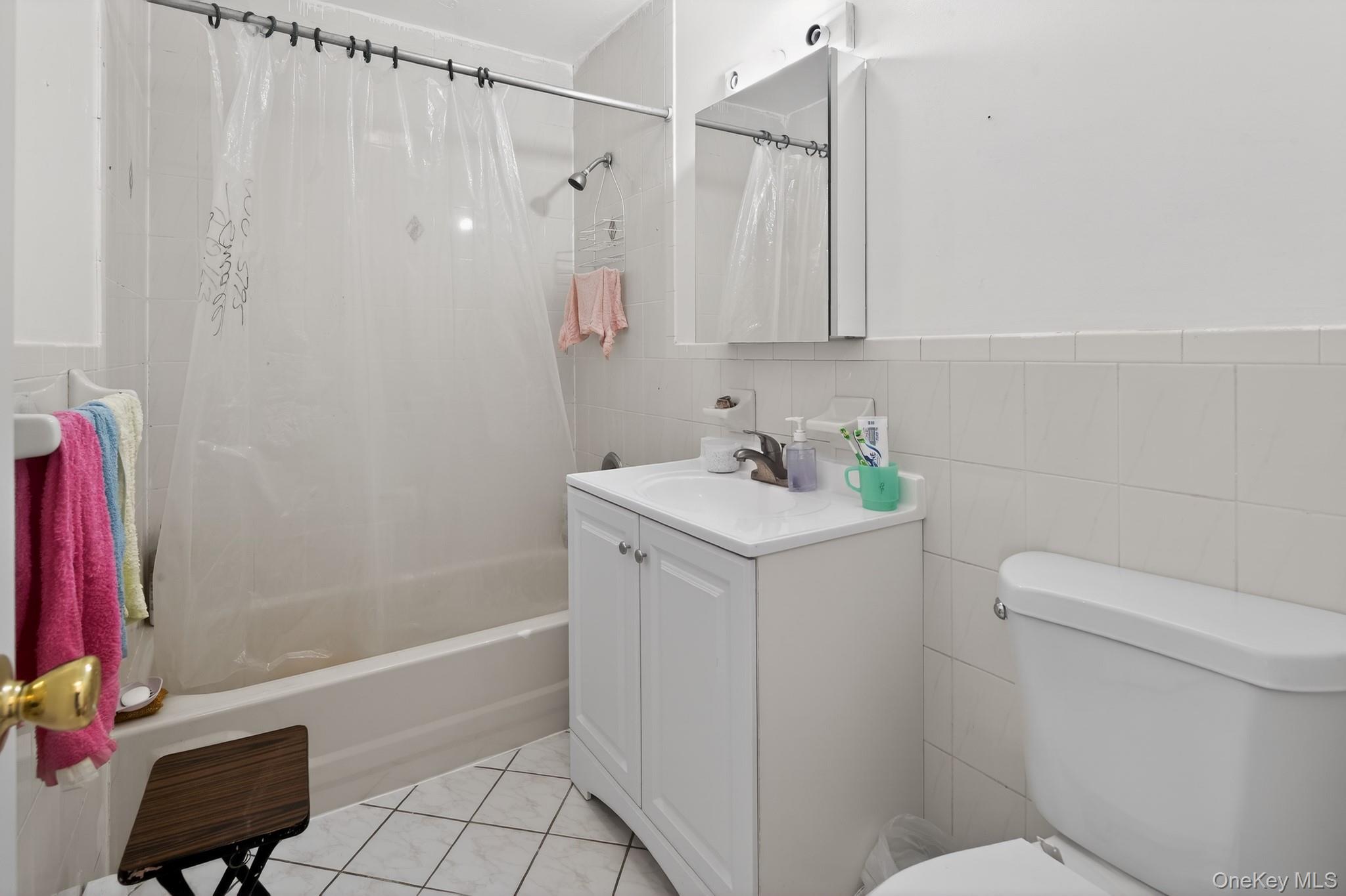 103-06 35th Avenue Queens, NY 11368 - Photo 8 of 18