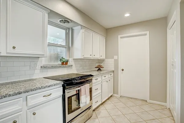 $1,985 | 1074 Apache Falls Drive, Katy, TX 77450