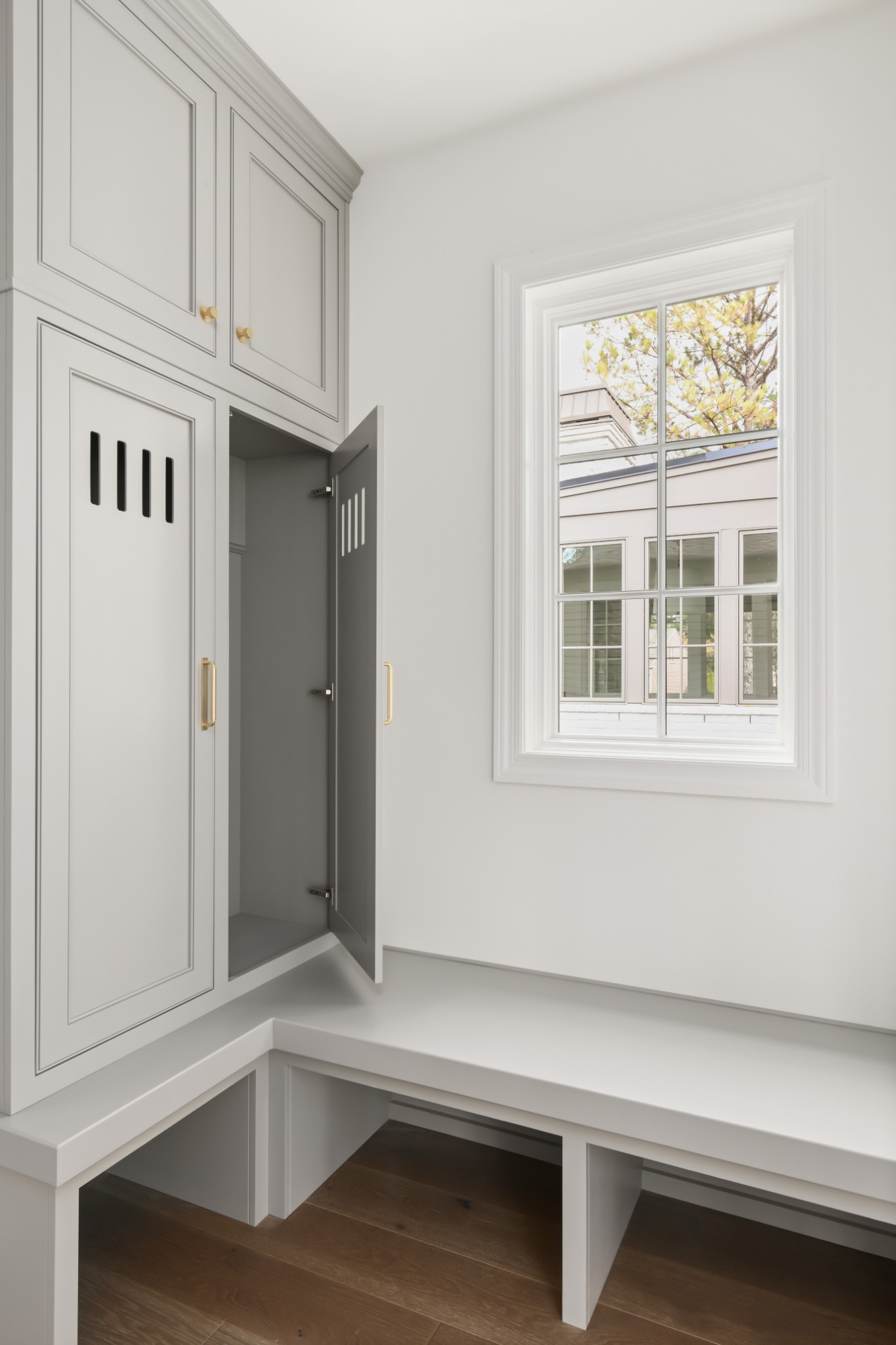 4001 Vailwood Drive Nashville, TN 37215 - Photo 19 of 25 a view of empty room with window