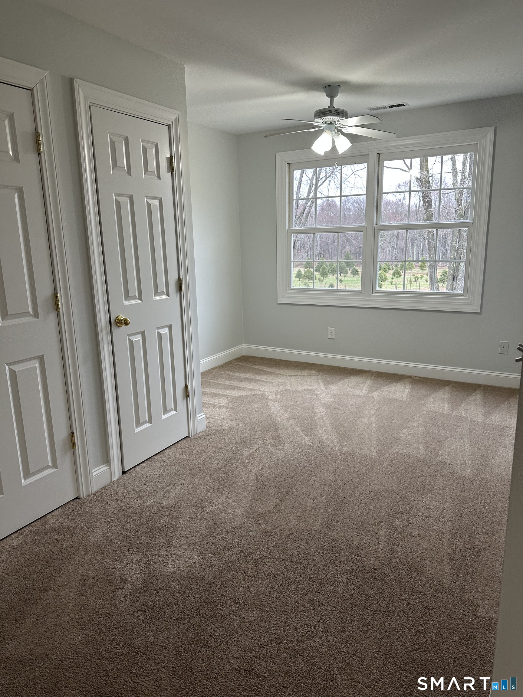 128 Center Road Easton, CT 06612 - Photo 23 of 39 Upstairs study area