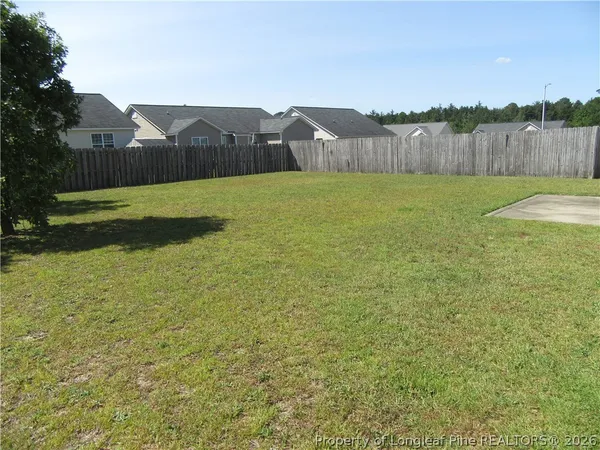 $1,550 | 2212 Cliff Swallow Drive, Fayetteville, NC 28306