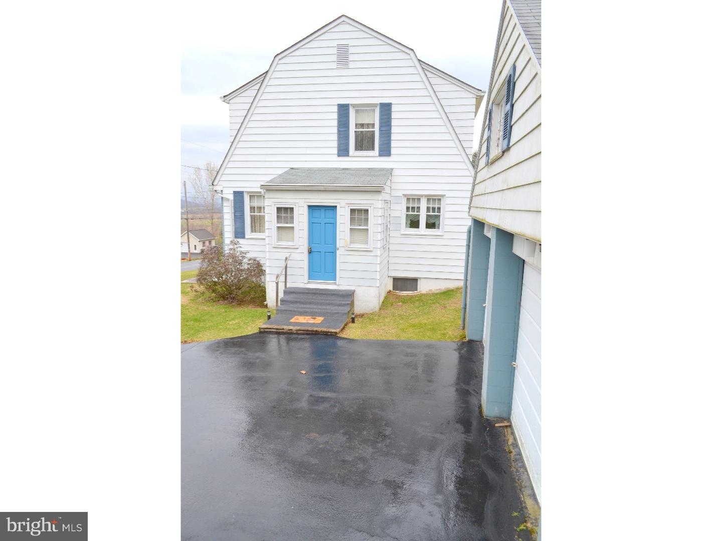45 Ballek Road Riegelsville, PA 18077 - Photo 2 of 25 Driveway