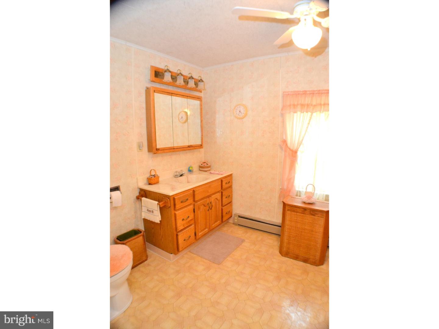 45 Ballek Road Riegelsville, PA 18077 - Photo 16 of 25 Bathroom