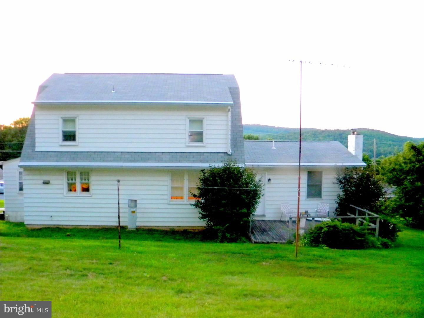 45 Ballek Road Riegelsville, PA 18077 - Photo 22 of 25 Exterior Back