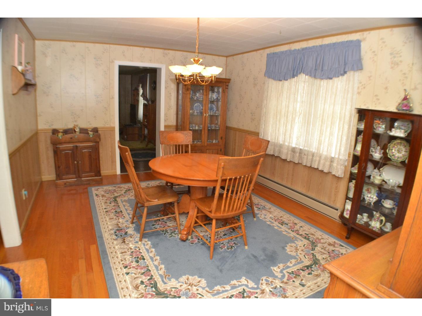 45 Ballek Road Riegelsville, PA 18077 - Photo 7 of 25 Dining Room