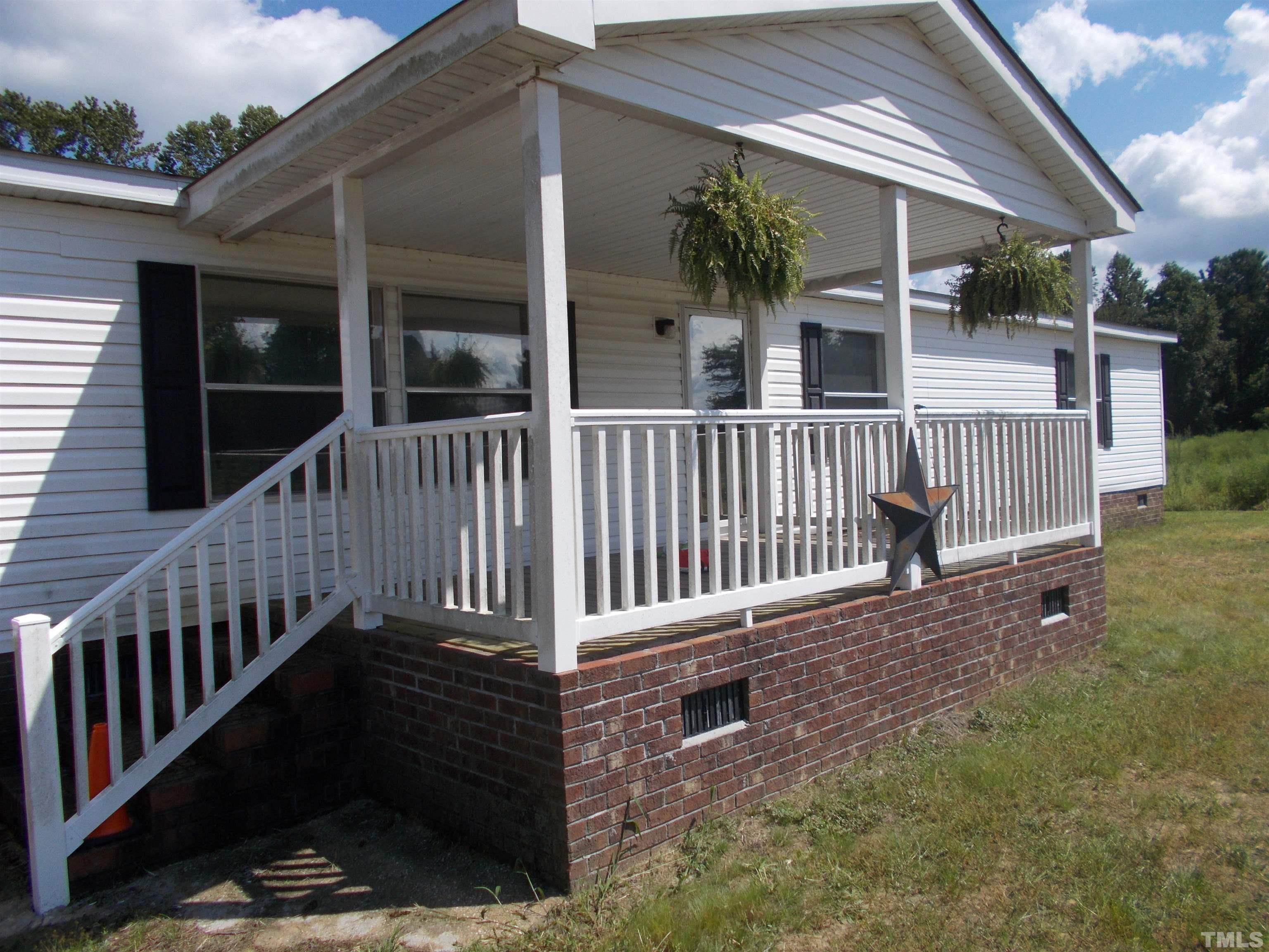 7555 Southern Nash High Road Bailey, NC 27807 - Photo 3 of 11 Gallery Image 3