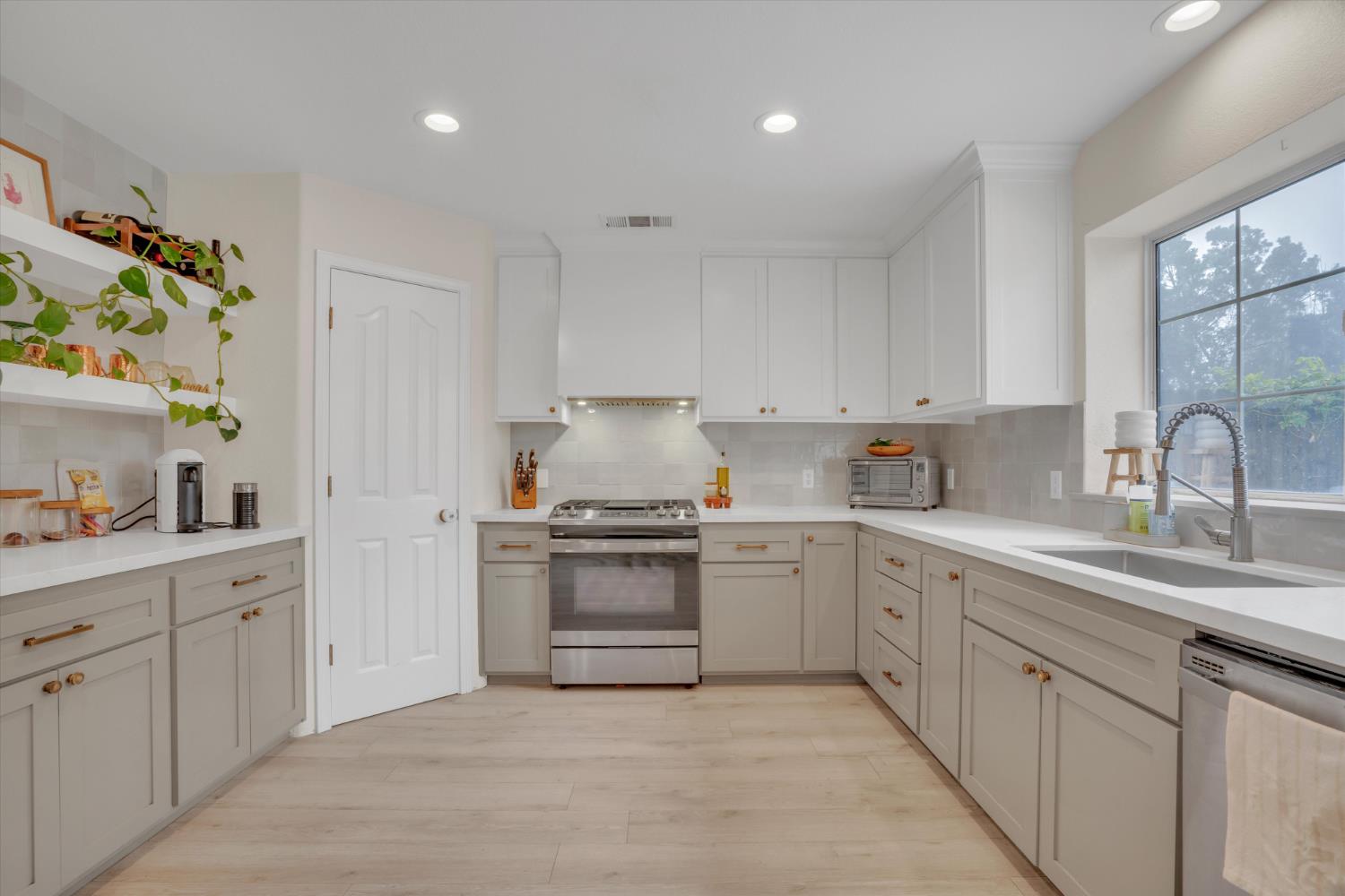 710 Vermeulen Drive Ripon, CA 95366 - Photo 24 of 46