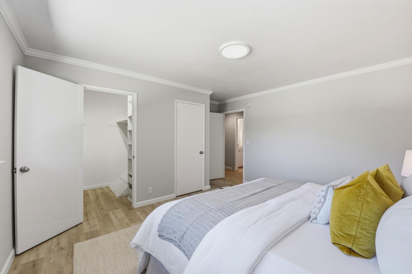 2047 Montecito Avenue, Unit 2 Mountain View, CA 94043 - Photo 18 of 36