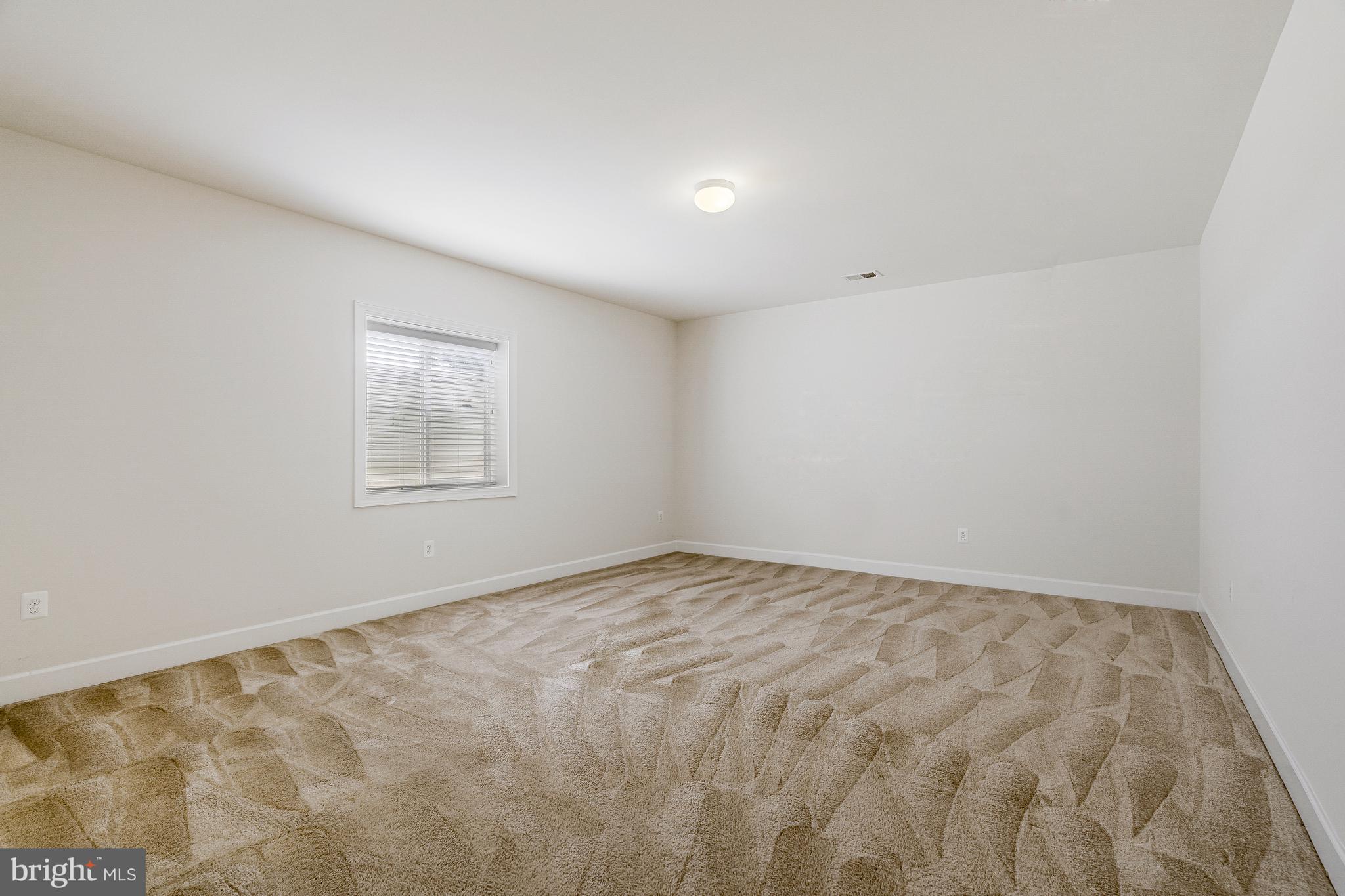 41729 Wakehurst Place Leesburg, VA 20176 - Photo 57 of 71 an empty room with a window