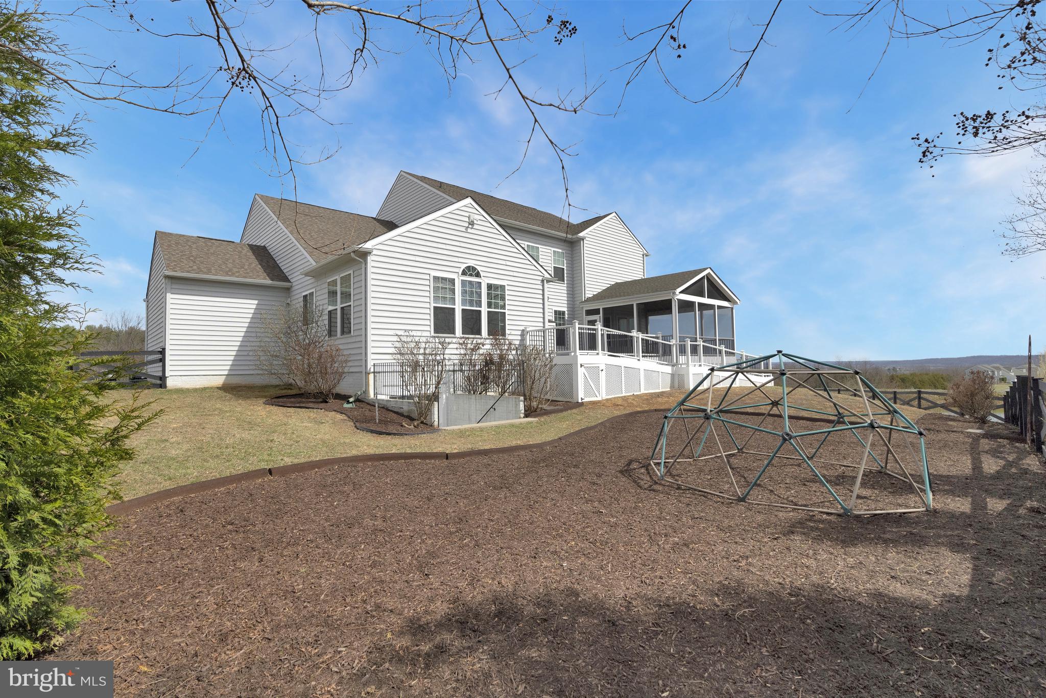 41729 Wakehurst Place Leesburg, VA 20176 - Photo 61 of 71 a house view with a outdoor space