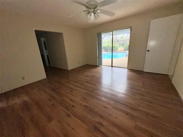 $1,250,000 | 10800 Southwest 40th Court, Davie, FL 33328